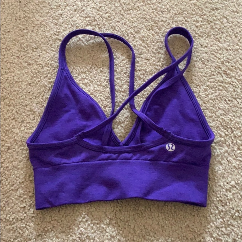Lululemon sports bra size 6